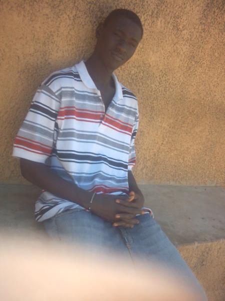 BNDY entrain de penser &agrave; ................................................